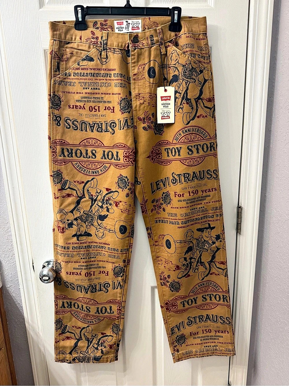 Levi's x Disney Pixar Toy Story 30th Anniversary Carpenter Jeans 33 x 32